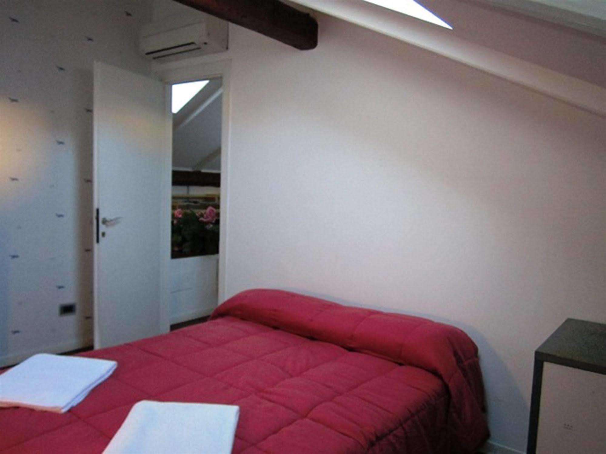 Gioia House Bed and Breakfast Milano Exteriör bild