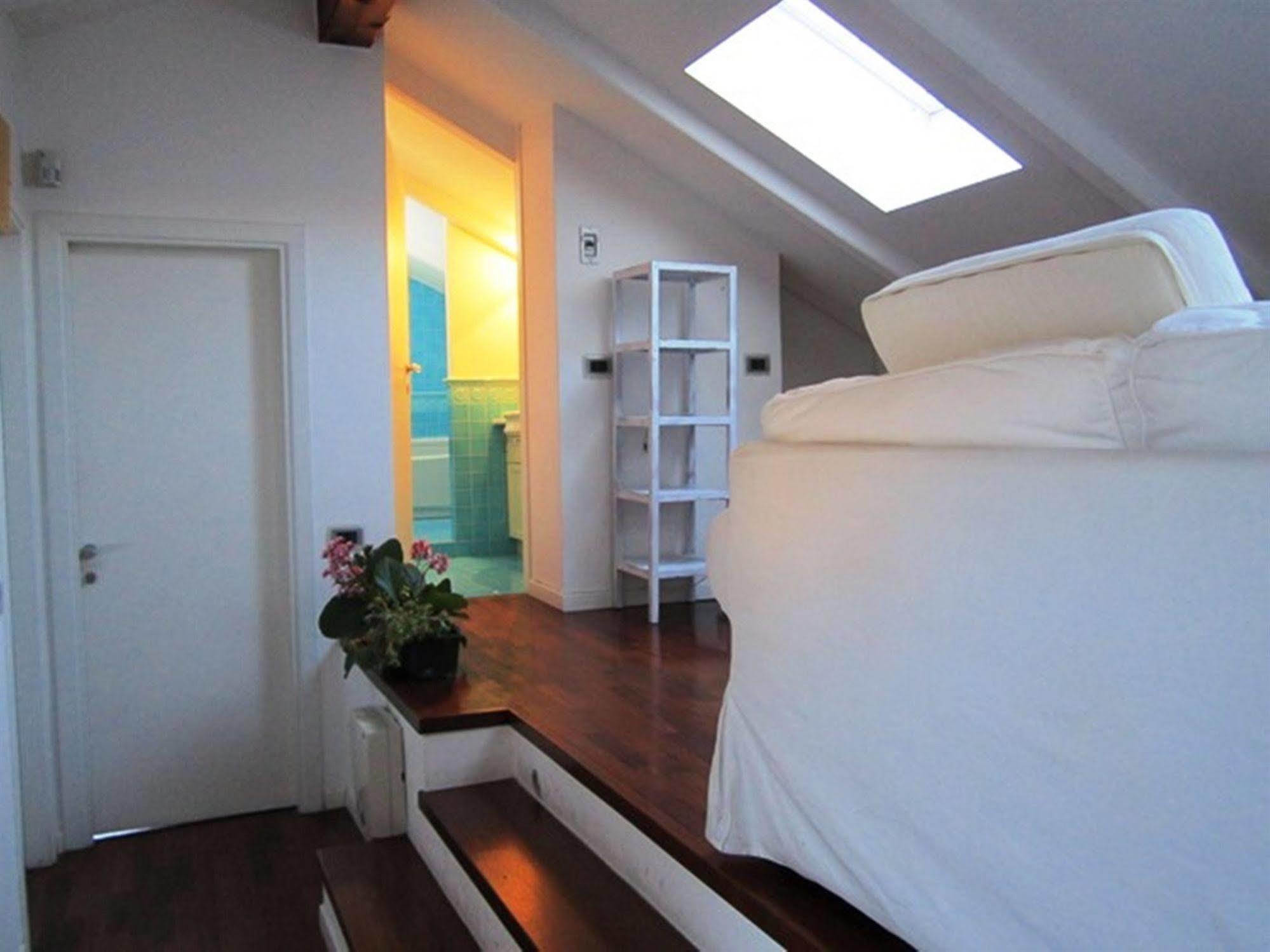 Gioia House Bed and Breakfast Milano Exteriör bild